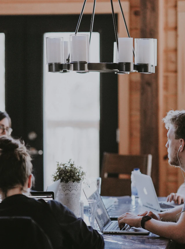 HR Services by MindWhiz